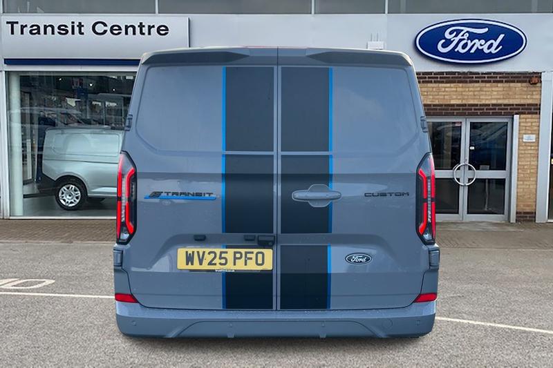 Used Ford E-Transit 2025 for sale - 76882612: Photo 13