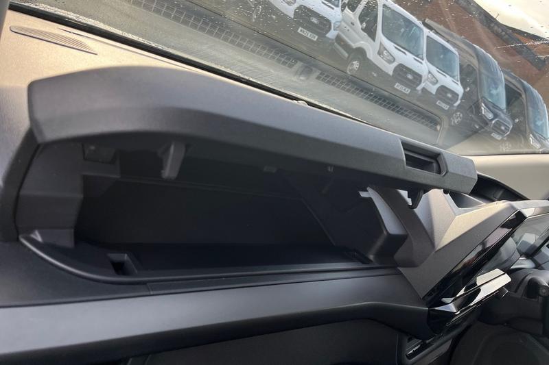 Used Ford E-Transit 2025 for sale - 76882612: Photo 16