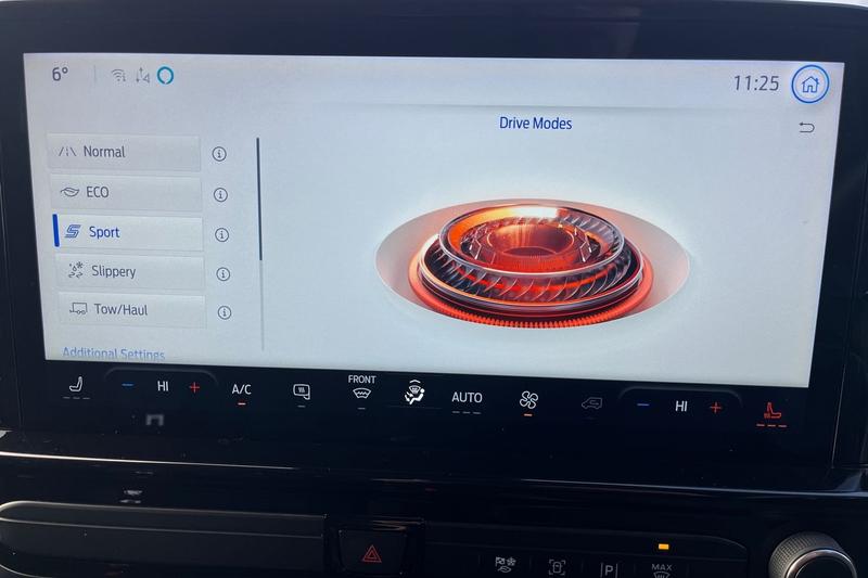 Used Ford E-Transit 2025 for sale - 76882612: Photo 28