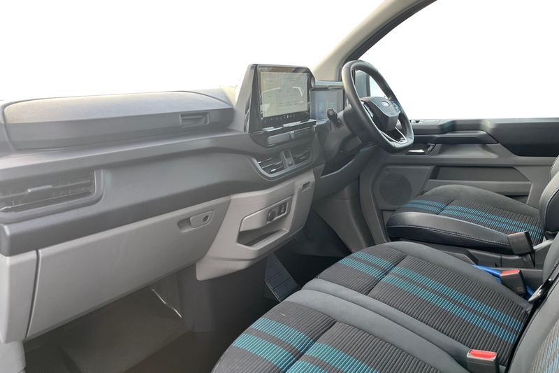 Used Ford E-Transit 2025 for sale - 76882612: Photo 4