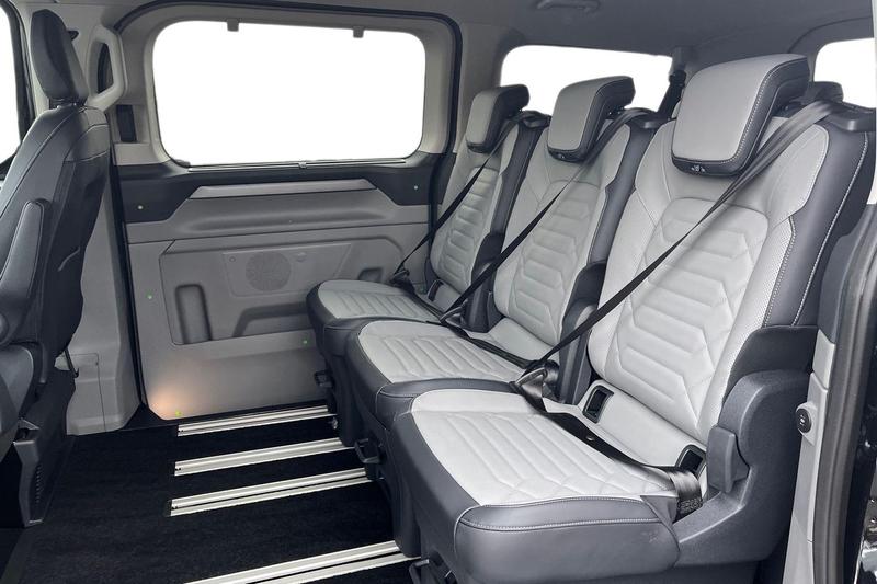 Used Ford Tourneo Custom 2025 for sale - 77785341: Photo 11