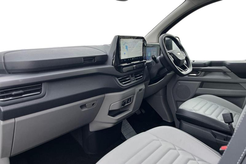 Used Ford Tourneo Custom 2025 for sale - 77785341: Photo 4