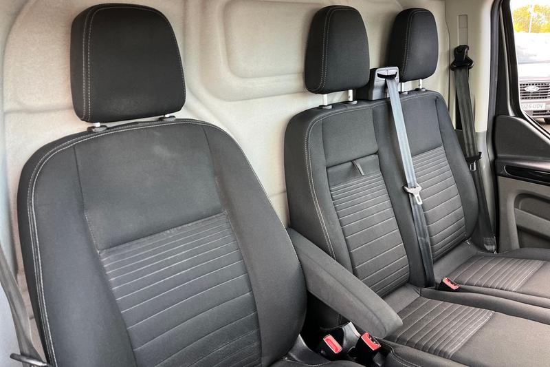 Used Ford Transit Custom 2023 for sale - 78171984: Photo 32