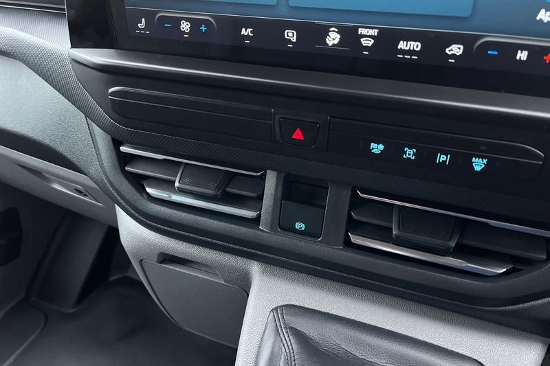 Used Ford Transit Custom 2024 for sale - 77746994: Photo 30