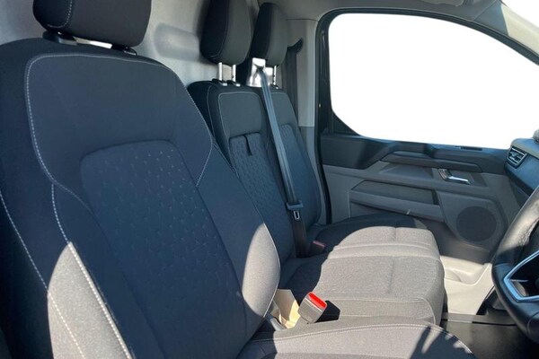Used Ford E-Transit 2024 for sale - 74312680: Photo 11