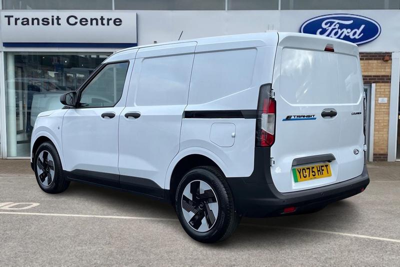 Used Ford E-Transit Courier 2026 for sale - 77733289: Photo 2