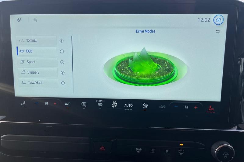 Used Ford Transit Custom 2025 for sale - 76882608: Photo 26