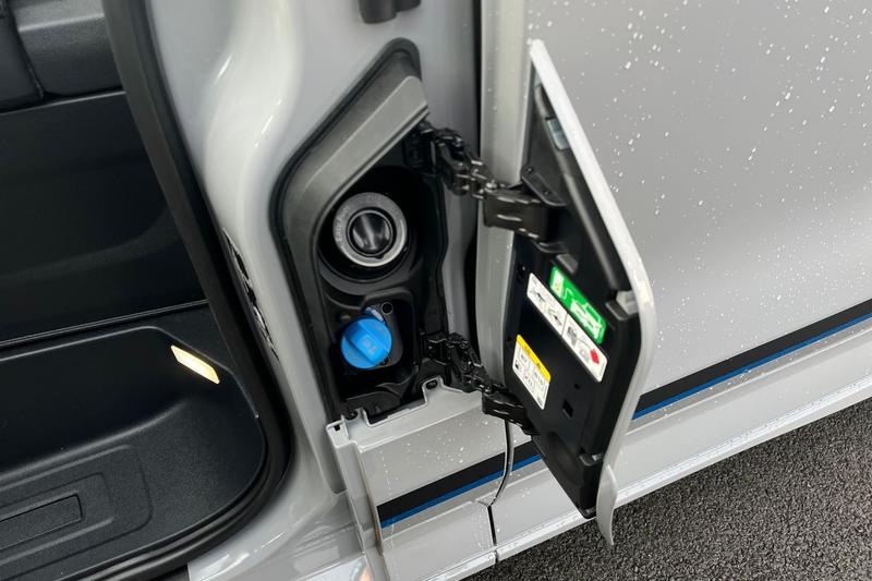 Used Ford Transit Custom 2025 for sale - 76882608: Photo 33