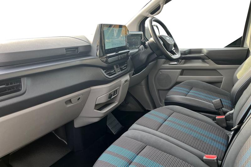 Used Ford Transit Custom 2025 for sale - 76882608: Photo 4