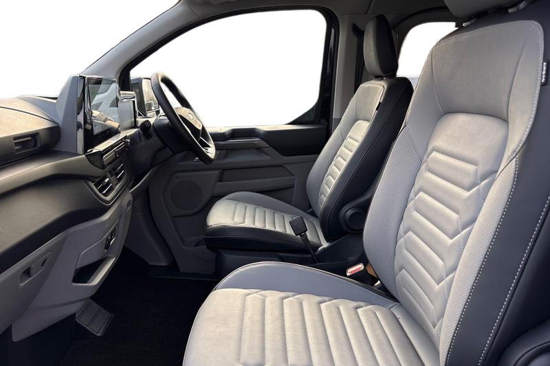 Used Ford Tourneo Custom 2025 for sale - 77359840: Photo 10