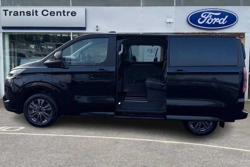 Used Ford Tourneo Custom 2025 for sale - 77359840: Photo 6