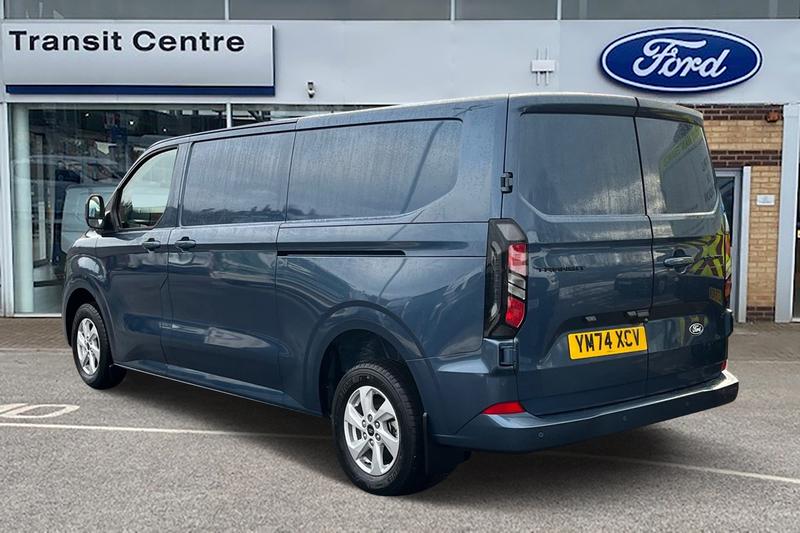 Used Ford Transit Custom 2024 for sale - 77128218: Photo 2