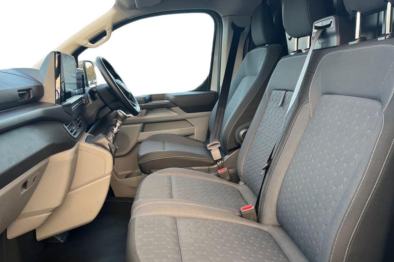 Used Ford Transit Custom 2025 for sale - 76718945: Photo 10