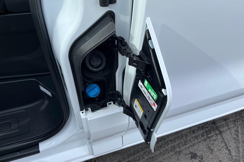 Used Ford Transit Custom 2024 for sale - 78206079: Photo 33