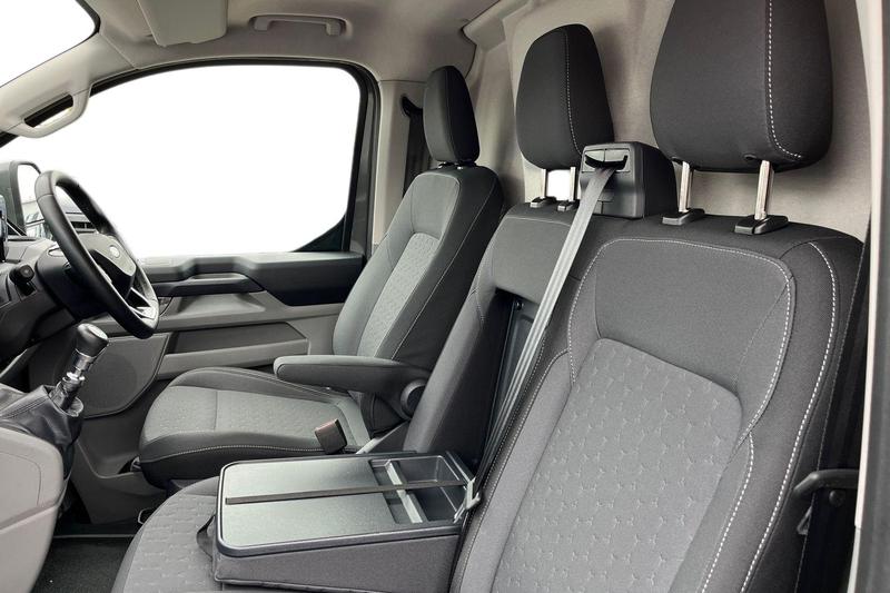 Used Ford Transit Custom 2025 for sale - 76480517: Photo 10