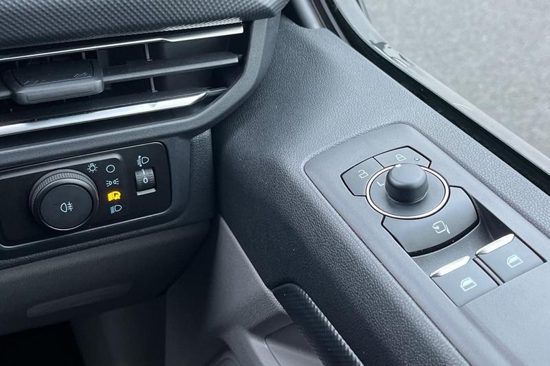 Used Ford Transit Custom 2025 for sale - 77063873: Photo 8