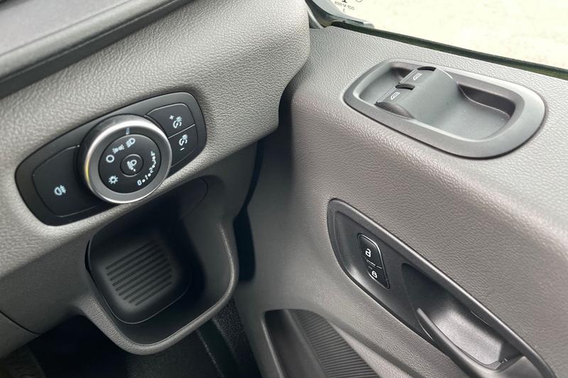 Used Ford Transit 2025 for sale - 78180271: Photo 8