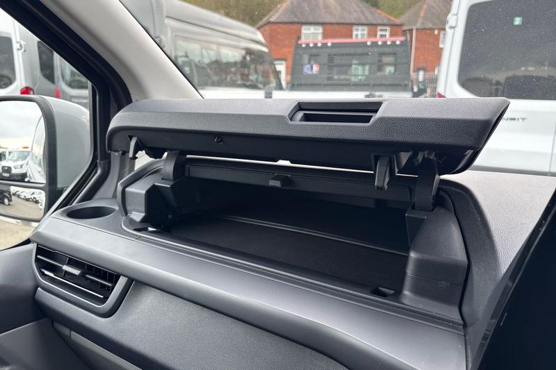 Used Ford E-Transit 2025 for sale - 78180276: Photo 17