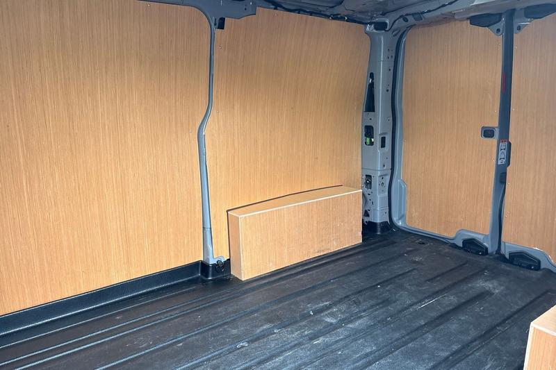 Used Ford E-Transit 2025 for sale - 78180276: Photo 5