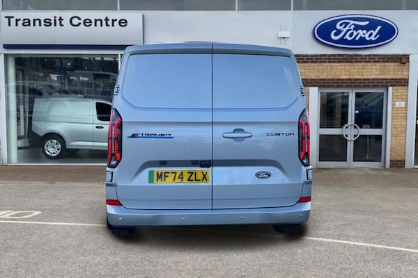 Used Ford E-Transit 2024 for sale - 74320566: Photo 13