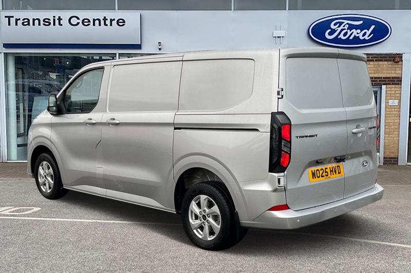 Used Ford Transit Custom 2025 for sale - 76960885: Photo 2
