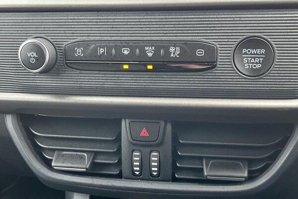 Used Ford Transit Courier 2025 for sale - 76332493: Photo 22