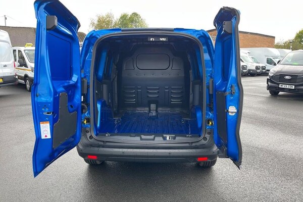Used Ford Transit Courier 2025 for sale - 76332493: Photo 7