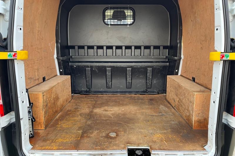 Used Ford Transit Custom 2023 for sale - 76576725: Photo 5