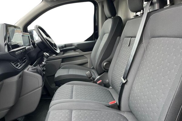 Used Ford Transit Custom 2024 for sale - 76202215: Photo 10