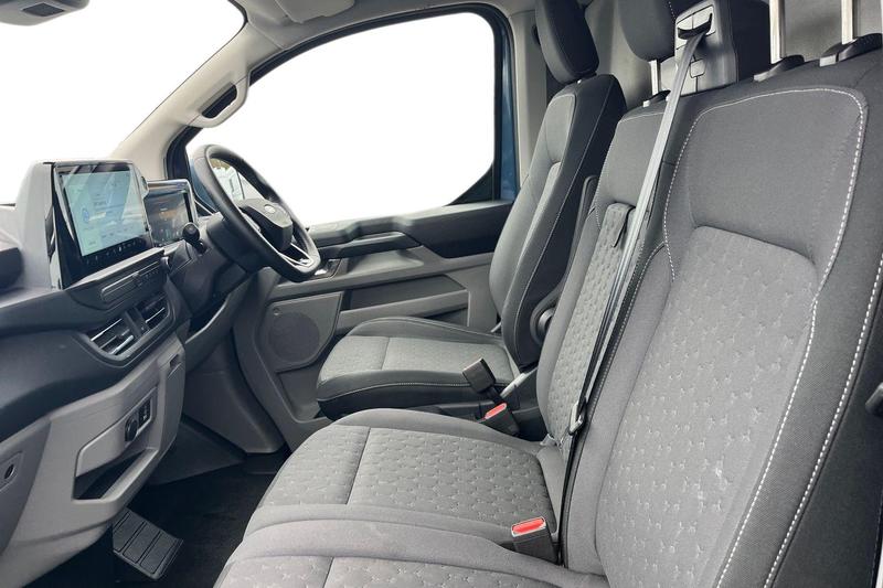 Used Ford Transit Custom 2025 for sale - 76266119: Photo 10