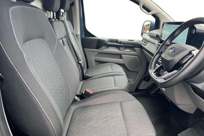 Used Ford Transit Custom 2025 for sale - 76266119: Photo 11