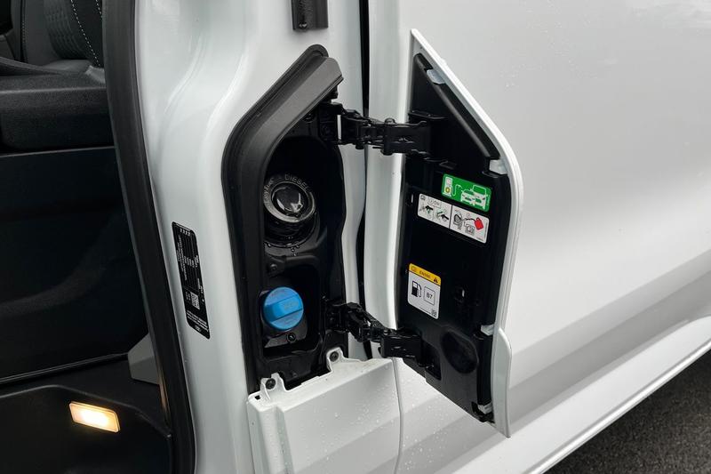 Used Ford Transit Custom 2024 for sale - 77685109: Photo 37