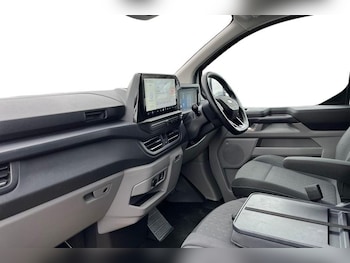 Used Ford Transit Custom 2024 for sale - 77685109: Photo