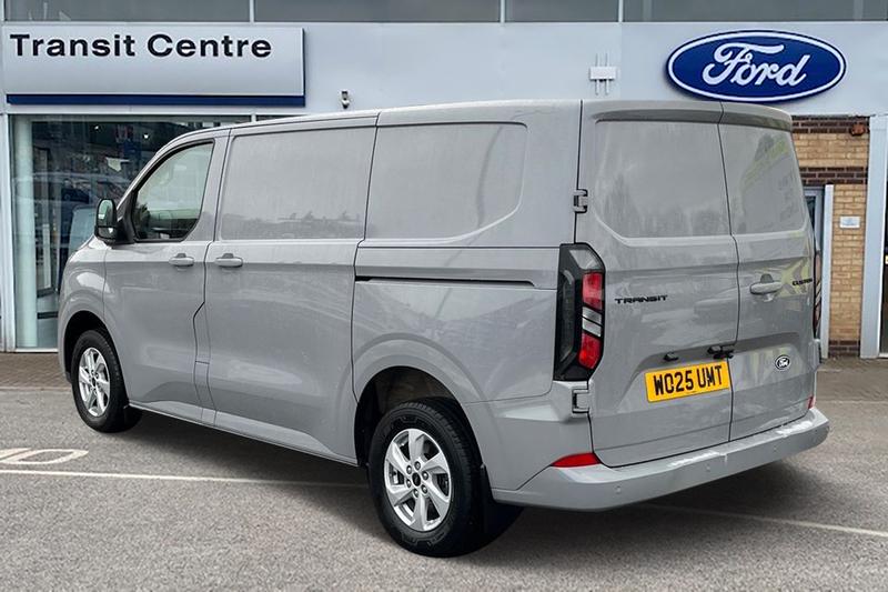 Used Ford Transit Custom 2025 for sale - 77128220: Photo 2