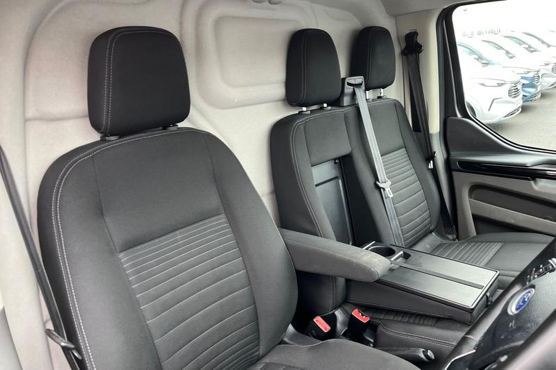 Used Ford Transit Custom 2023 for sale - 77551436: Photo 33