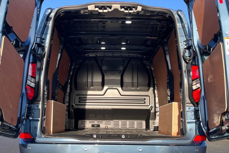 Used Ford Transit Custom 2025 for sale - 76904509: Photo 11
