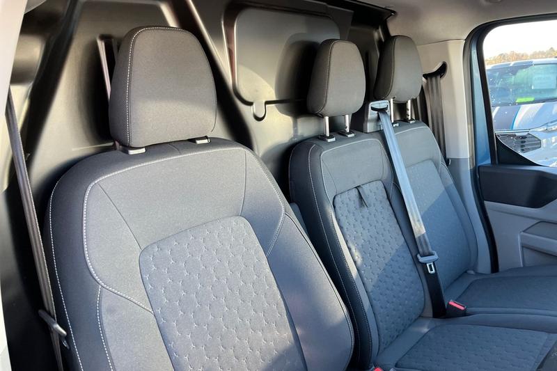 Used Ford Transit Custom 2025 for sale - 76904509: Photo 32