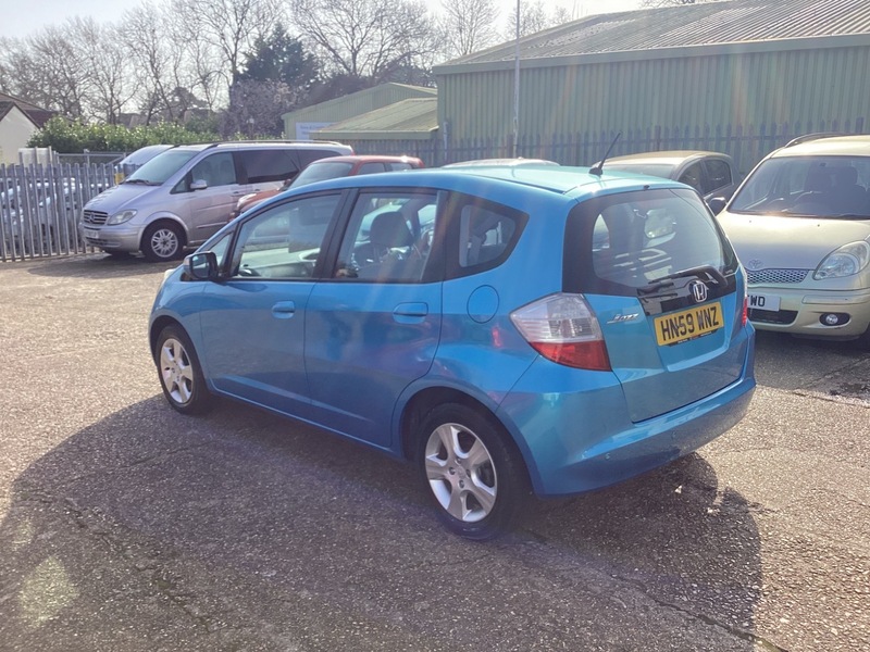 Used Honda Jazz 2009 for sale - 77766037: Photo 4