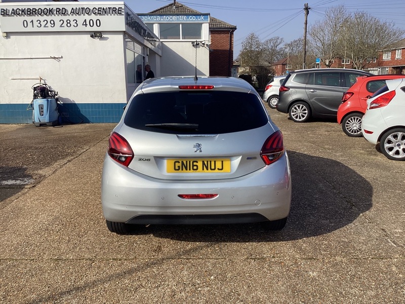 Used Peugeot 208 2016 for sale - 77766078: Photo 5