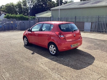 Used Hyundai i20 2010 for sale - 79539315: Photo