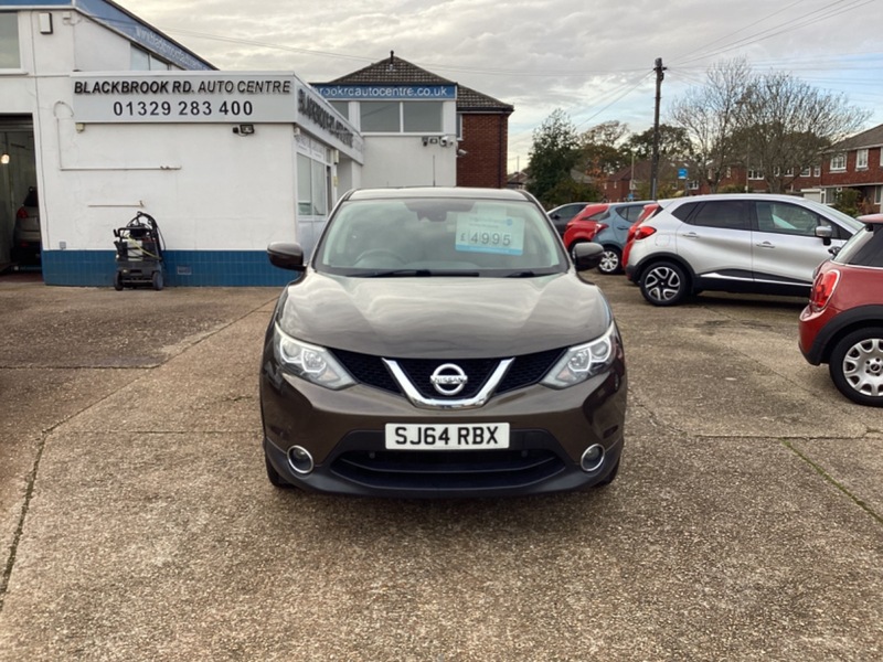 Used Nissan Qashqai 2014 for sale - 76570754: Photo 2