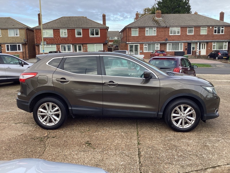 Used Nissan Qashqai 2014 for sale - 76570754: Photo 7