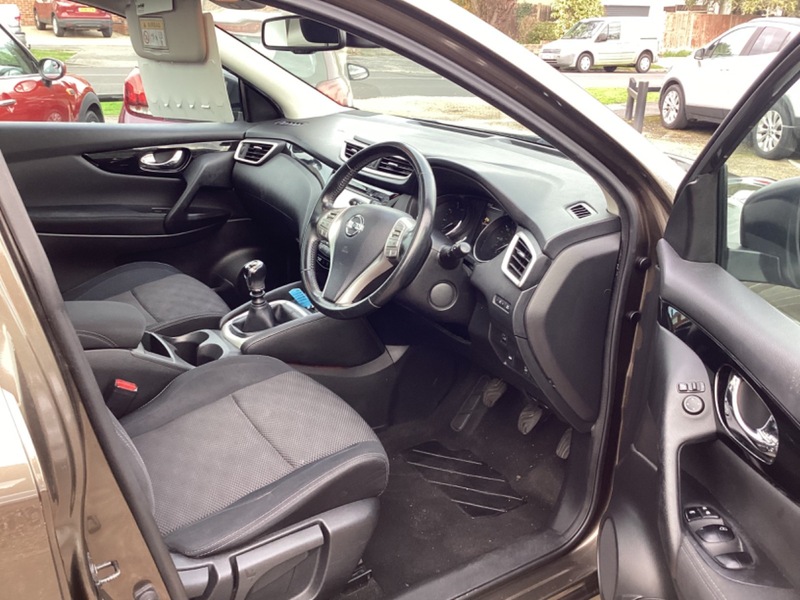 Used Nissan Qashqai 2014 for sale - 76570754: Photo 8