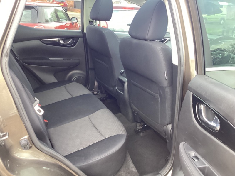 Used Nissan Qashqai 2014 for sale - 76570754: Photo 9