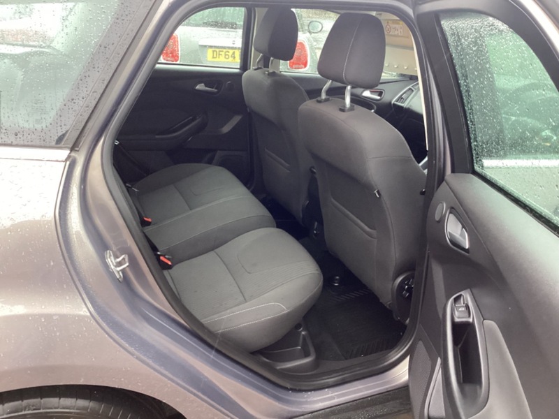 Used Ford Focus 2014 for sale - 77277015: Photo 9