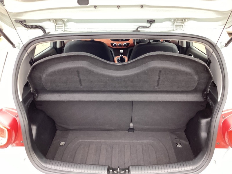 Used Hyundai i10 2014 for sale - 77584177: Photo 10