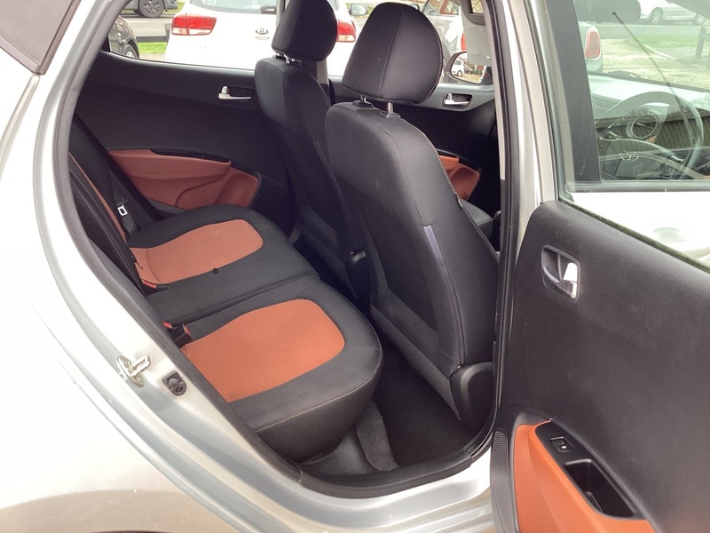 Used Hyundai i10 2014 for sale - 77584177: Photo 9