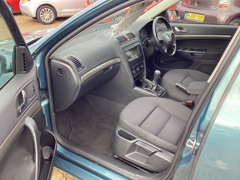 Used Skoda Octavia 2004 for sale - 77906103: Photo 11