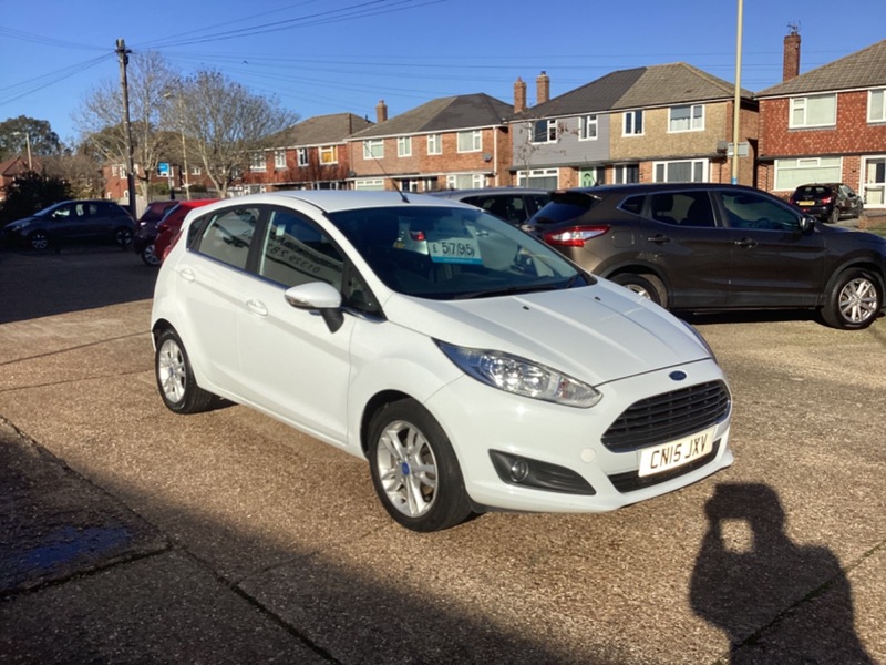 Used Ford Fiesta 2015 for sale - 76605327: Photo 1