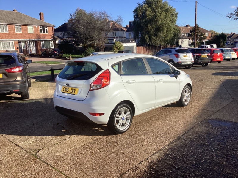 Used Ford Fiesta 2015 for sale - 76605327: Photo 6